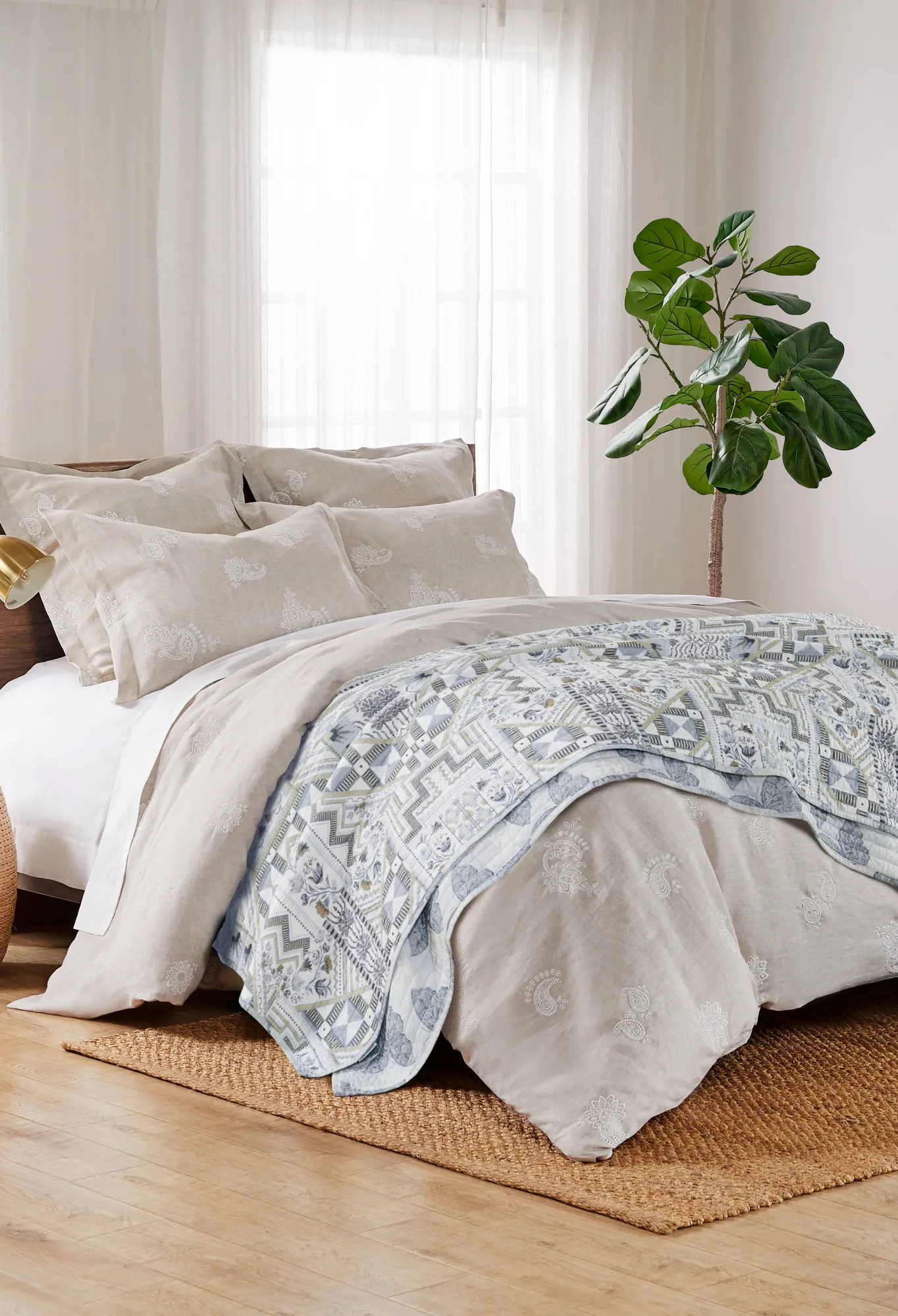 Clearance Santa Fe Reversible Quilt King Women Bedding